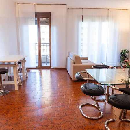 Apartmán Ampio Con Terrazzo, 3 E 2 Bagni A 2 Passi Dalla Metro *